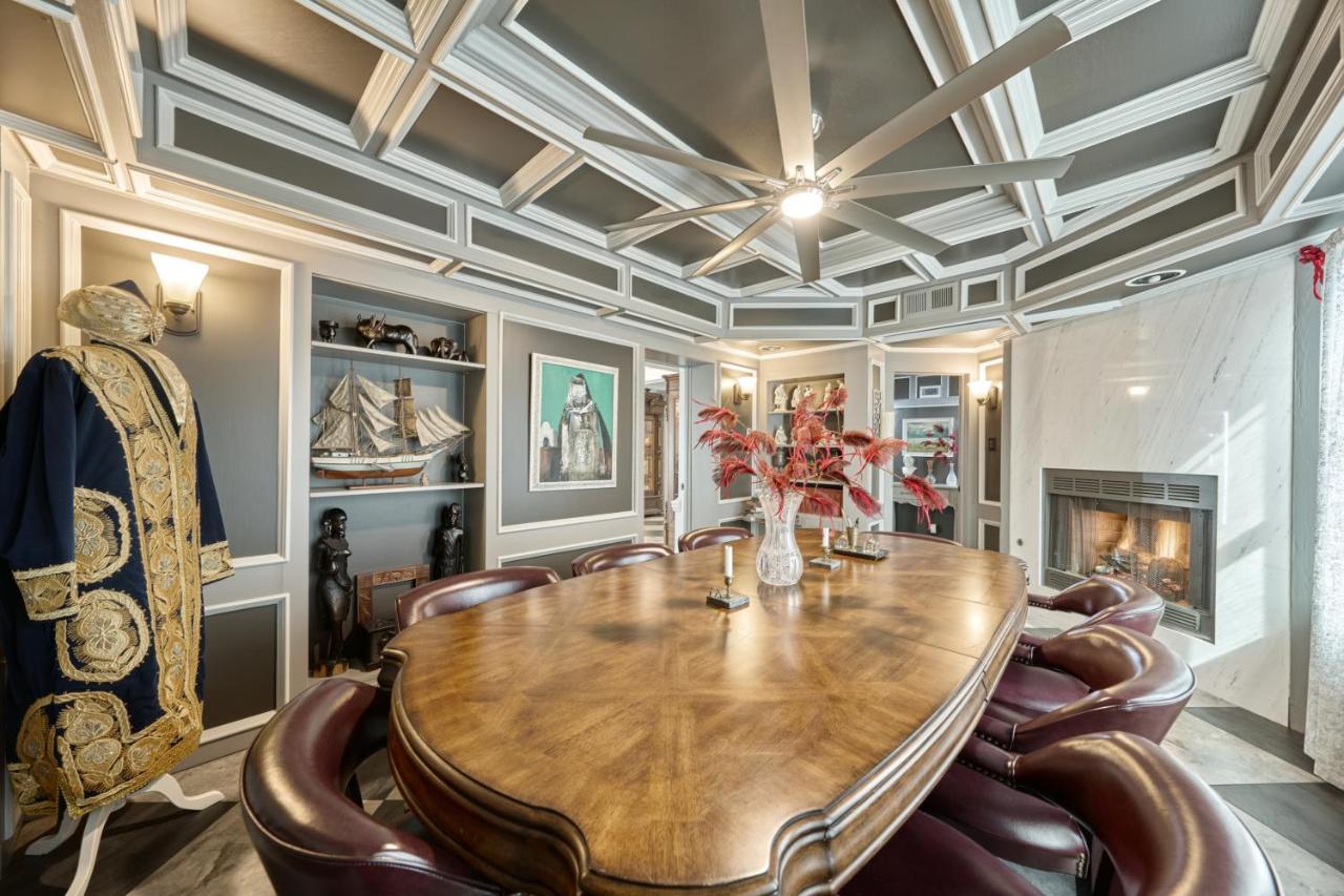 Villa With 8 Bedrooms And Heated Swimming Pool Houston Exterior photo